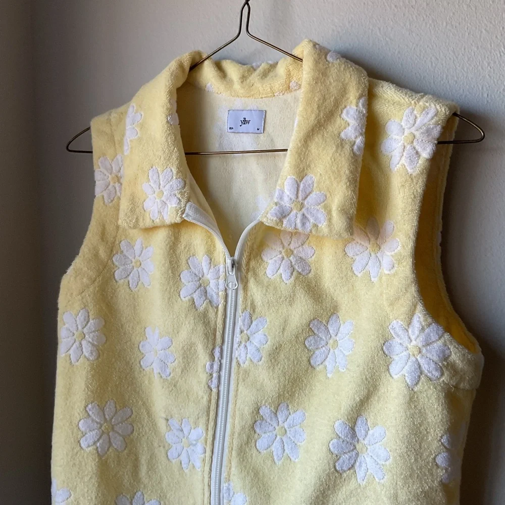 YLLW The Label Terri cloth Daisy Crop Zip - Picture 4 of 6